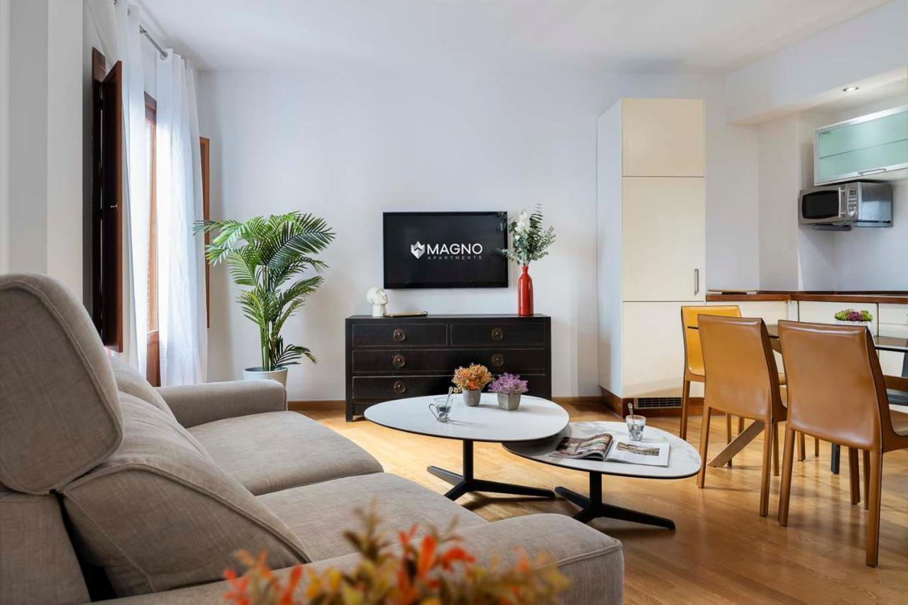 San Diego Suite Apartment Sevilla Eksteriør bilde